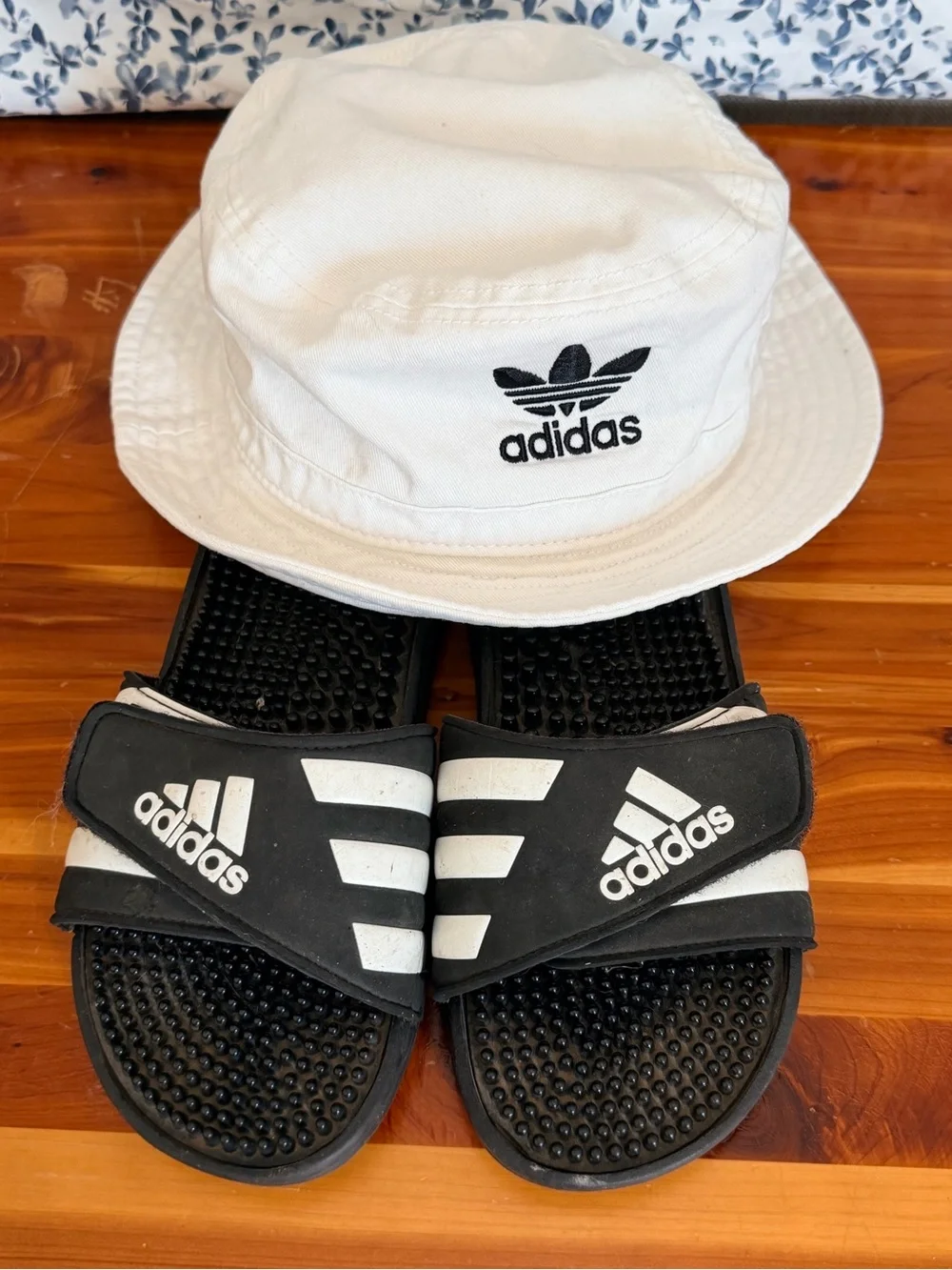 adidas bucket hat